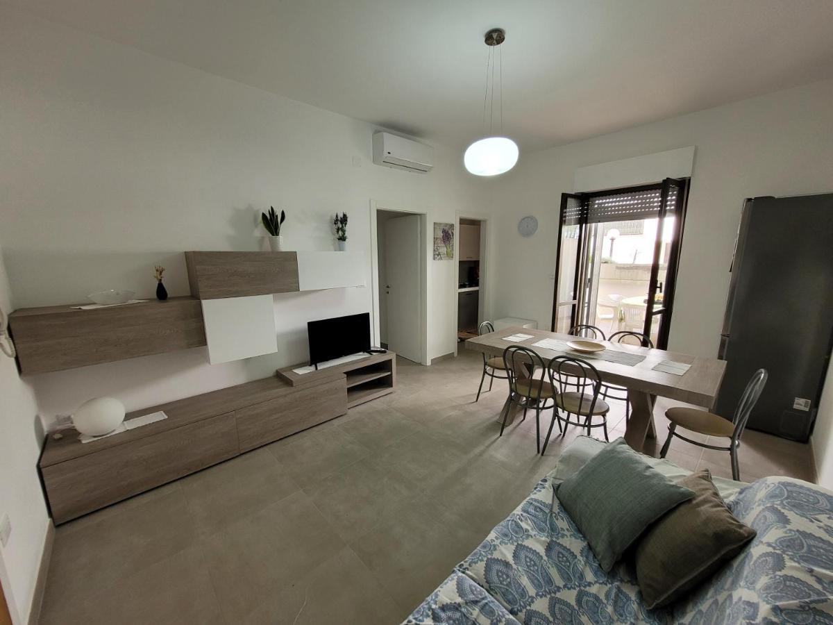 Apartmán Fronte Pineta Mare Rivabella Exteriér fotografie